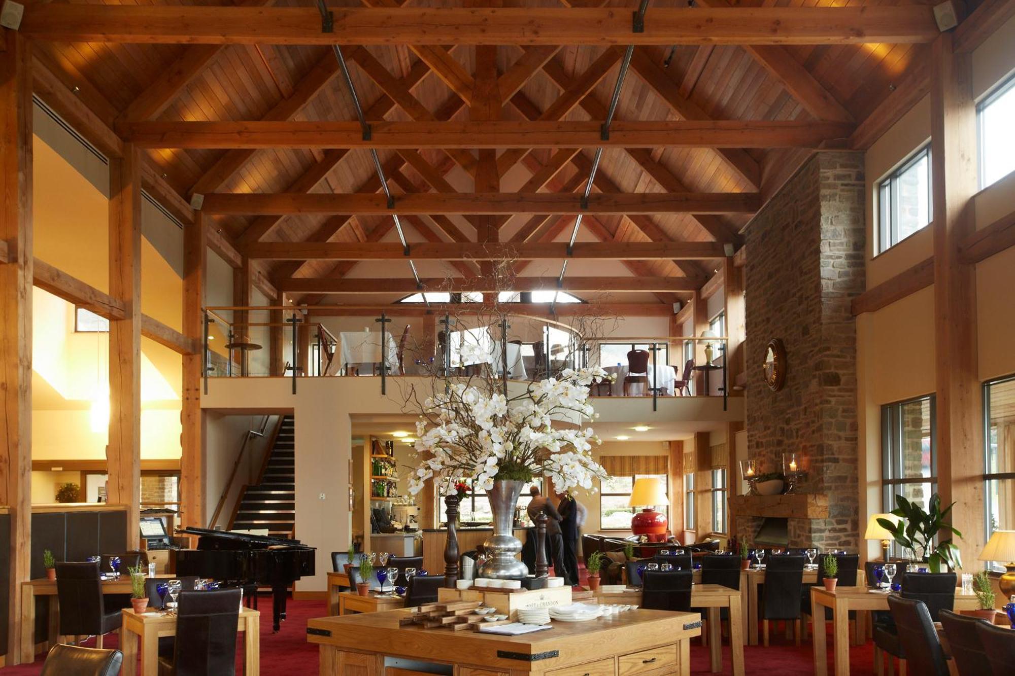 Hunter Lodges By Celtic Manor Newport  Exterior foto